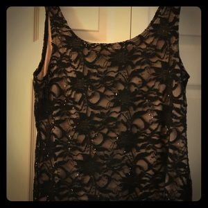 Onyx embellished lace tank, size L